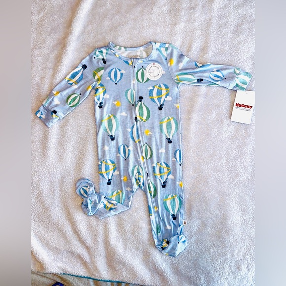 NWT Huggies Bamboo Footie - Picture 2 of 6